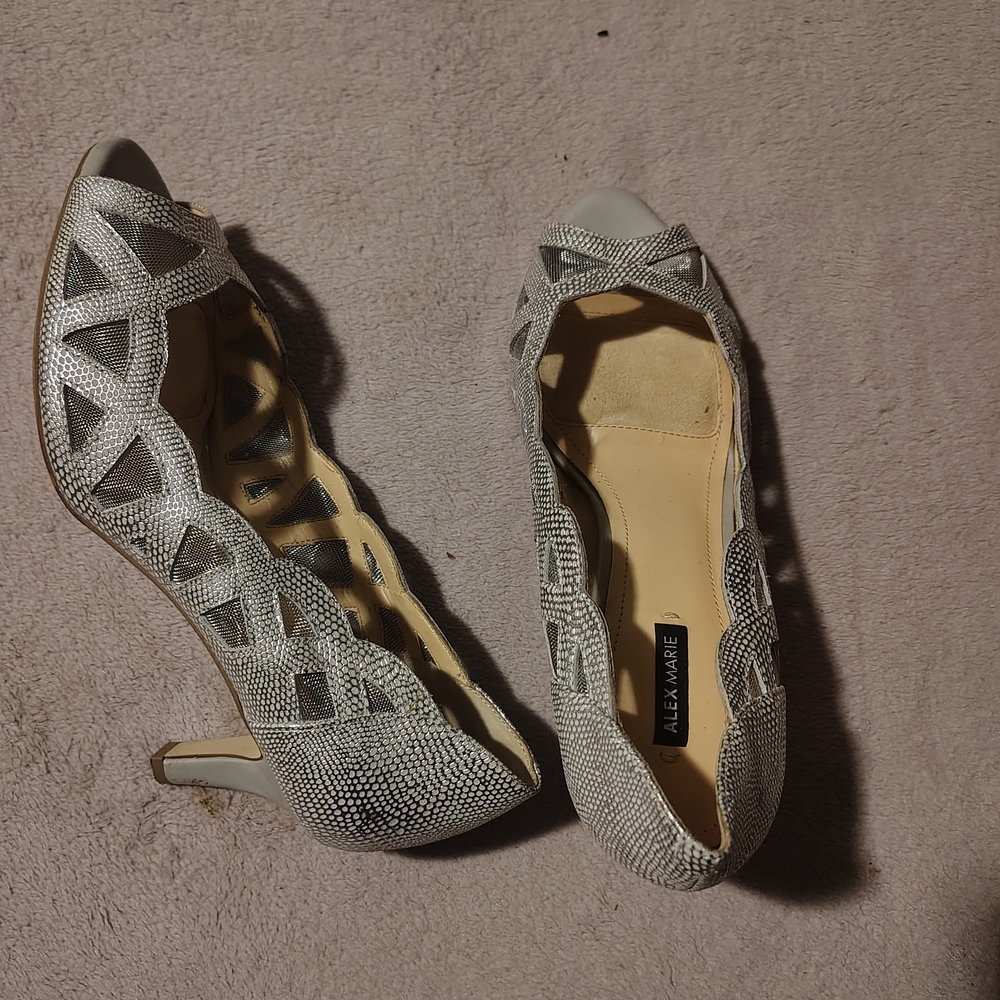 Alex Marie Silver Cutout Peep-Toe Heels